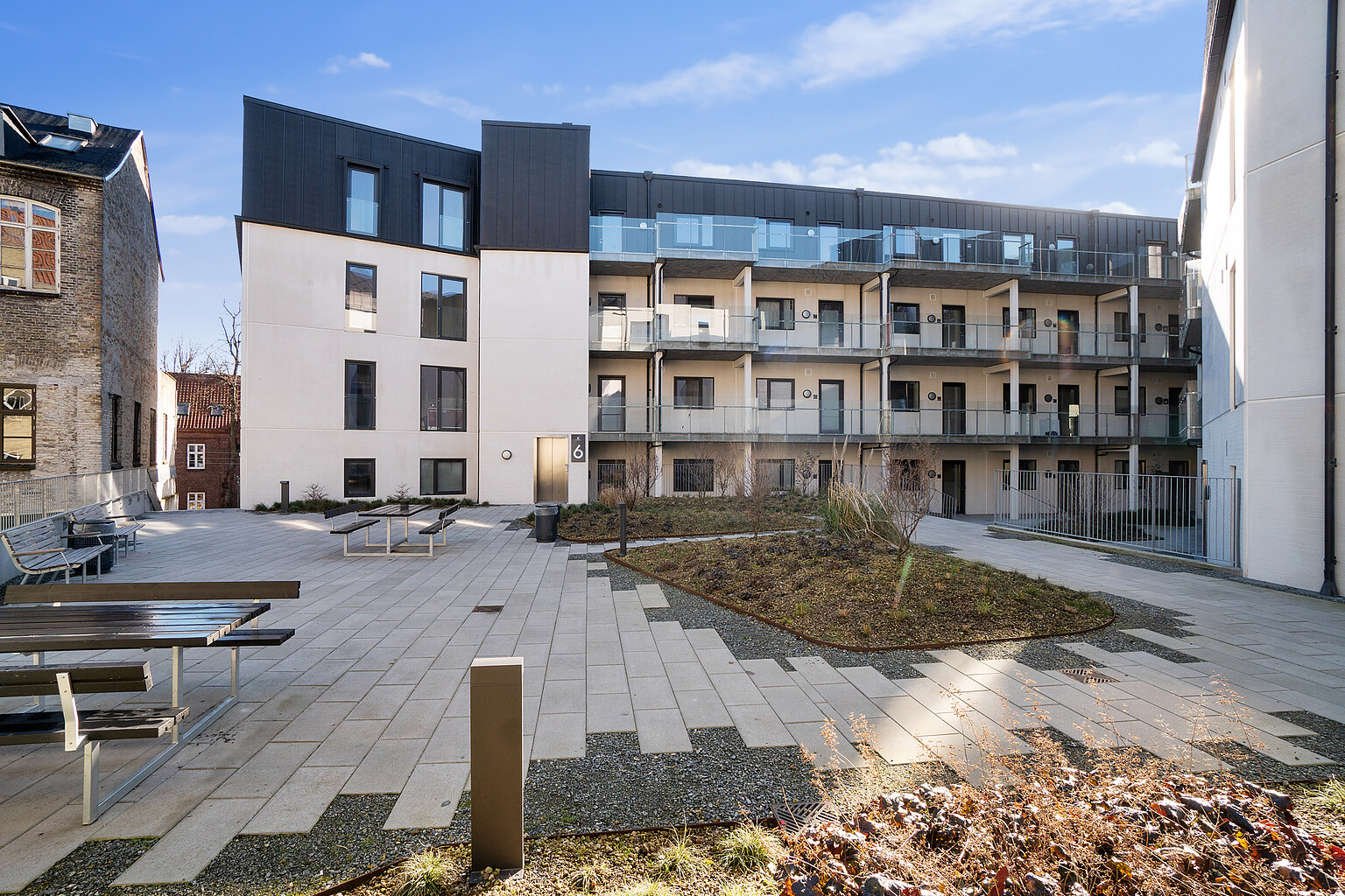 Laros ejendomsadministration Ansøgning altan århus